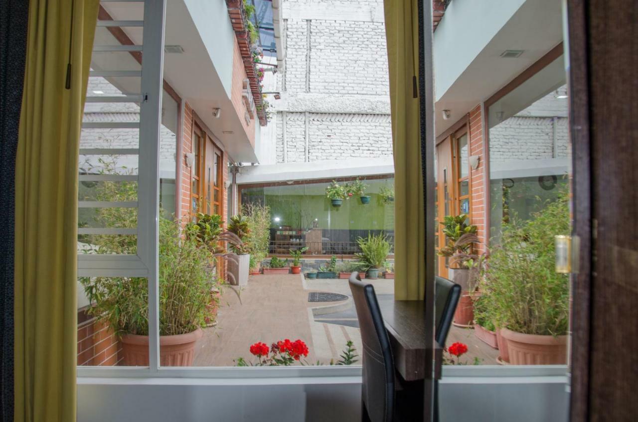 Hotel Shalom Riobamba Kültér fotó